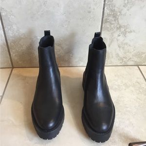 Sam Edelman leather Chelsea boots